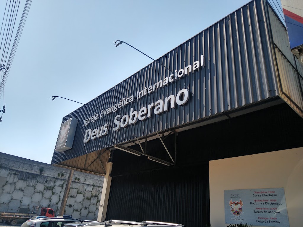 Fachada de Igreja Evangelica Internacional Deus Soberano Templo Sede