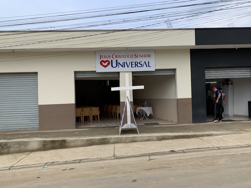 Fachada de Igreja Universal