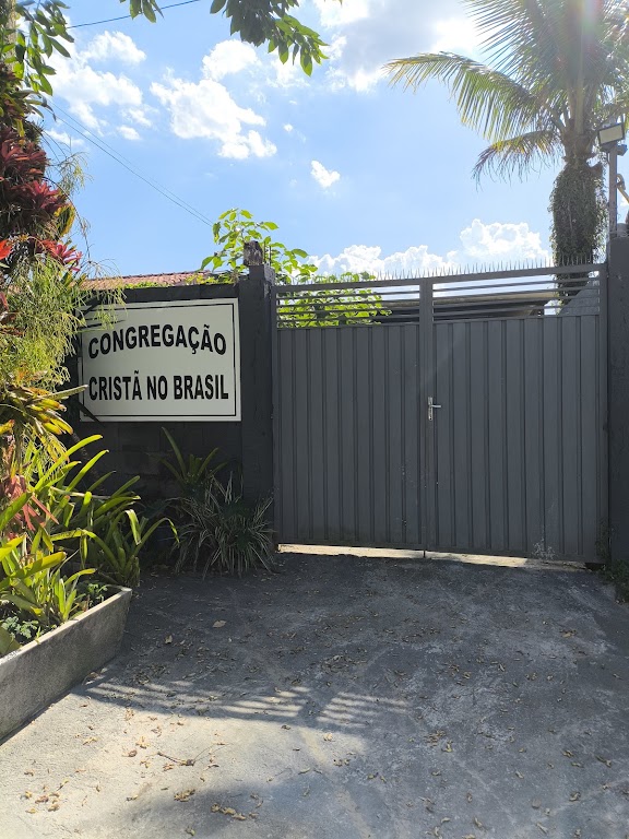 Fachada de Congregação Cristã no Brasil - Jardim São Lourenço