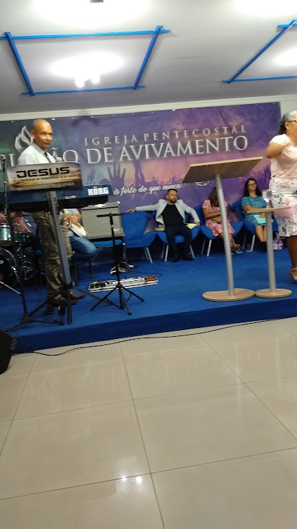 Fachada de Igreja Pentecostal Explosão de Avivamento