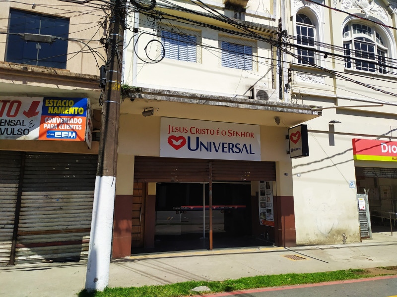 Fachada de Igreja Universal do Reino de Deus