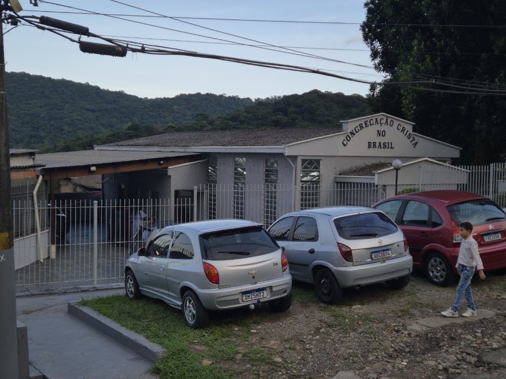Fachada de Congregação Cristã no Brasil