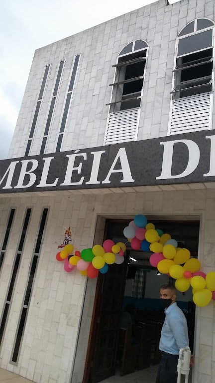 Fachada de ASSEMBLEIA DE DEUS MINISTERIO DE SANTOS CONGREGAÇÃO PARQUE DAS BANDEIRAS