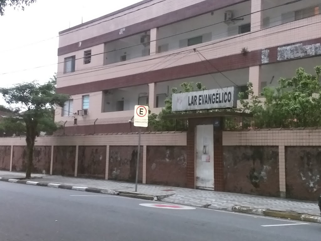 Fachada de Lar Evangélico de Amparo à Velhice