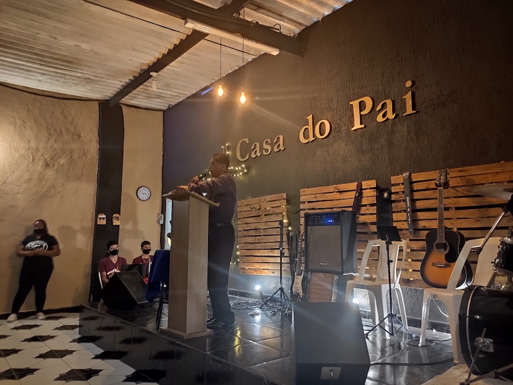 Fachada de Igreja em Células Casa do Pai