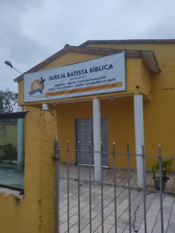 Fachada de Igreja Batista Bíblica em Itanhaém