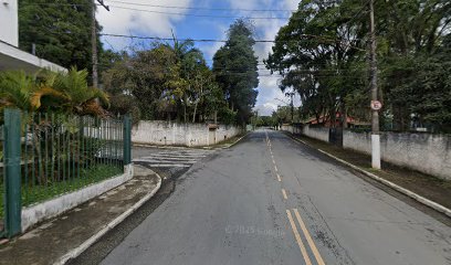 Fachada de Igreja Pentecostal e Chegada a Hora do Senhor