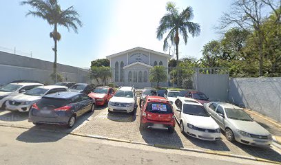 Fachada de CCB Batistini