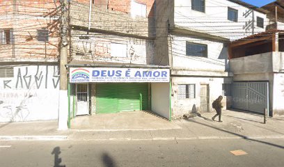 Fachada de Igreja Pentecostal Deus É Amor