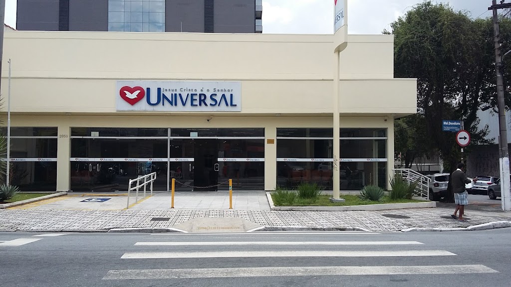 Fachada de Igreja Universal Do reino De Deus