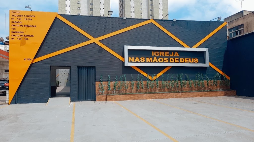 Fachada de Igreja Apostólica Nas Mãos de Deus
