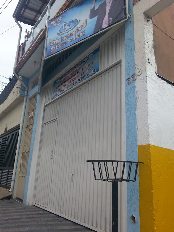 Fachada de Igreja Internacional da Graça de Deus