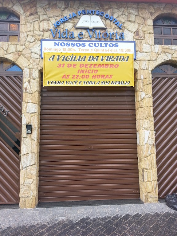 Fachada de Igreja Pentecostal Vida e Vitória