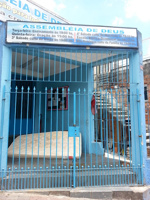 Fachada de Assembléia de Deus Chamas Vivas