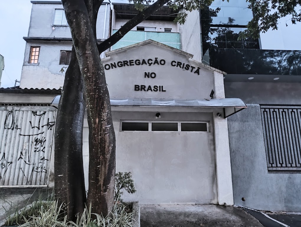 Fachada de Congregação Cristã no Brasil