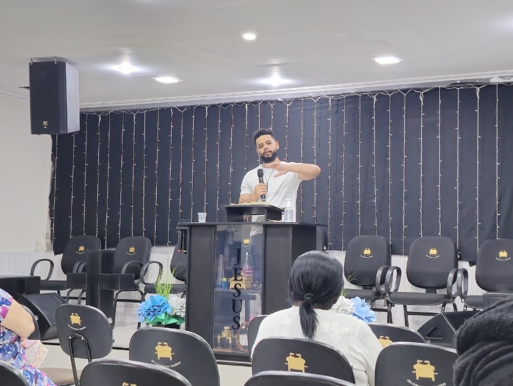 Fachada de Igreja Evangelica Adoradores Remidos