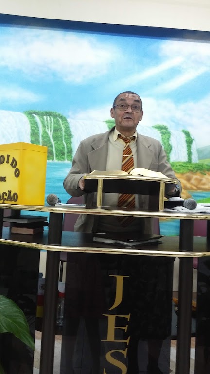 Fachada de Igreja Pentecostal Deus É Amor