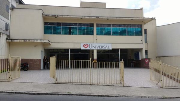 Fachada de Igreja Universal do Reino de Deus