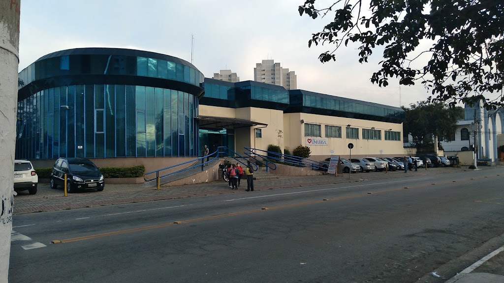 Fachada de Igreja Universal