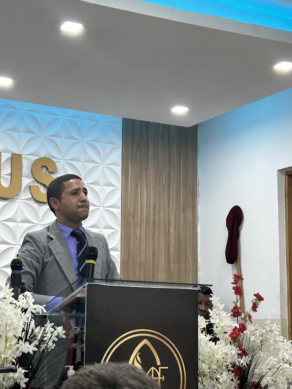 Fachada de Igreja Assembléia de Deus Ministério do Ferreira Jardim Novo Record