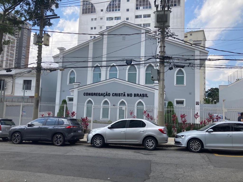 Fachada de Congregação Cristã no Brasil - Pinheiros Central