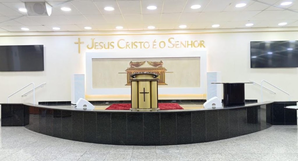 Fachada de Igreja Universal do Reino de Deus