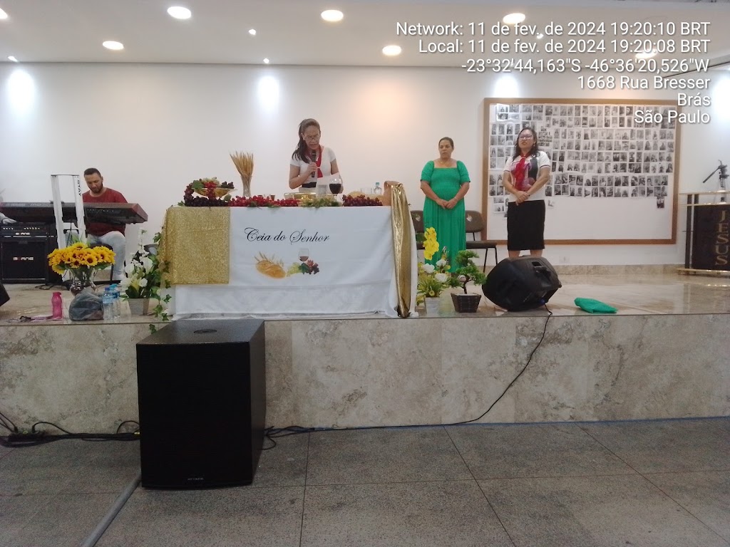 Fachada de Igreja Pentecostal A Vida Com Deus