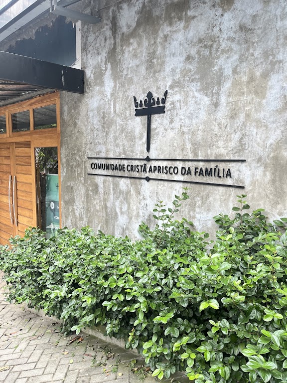 Fachada de Comunidade Aprisco da Família