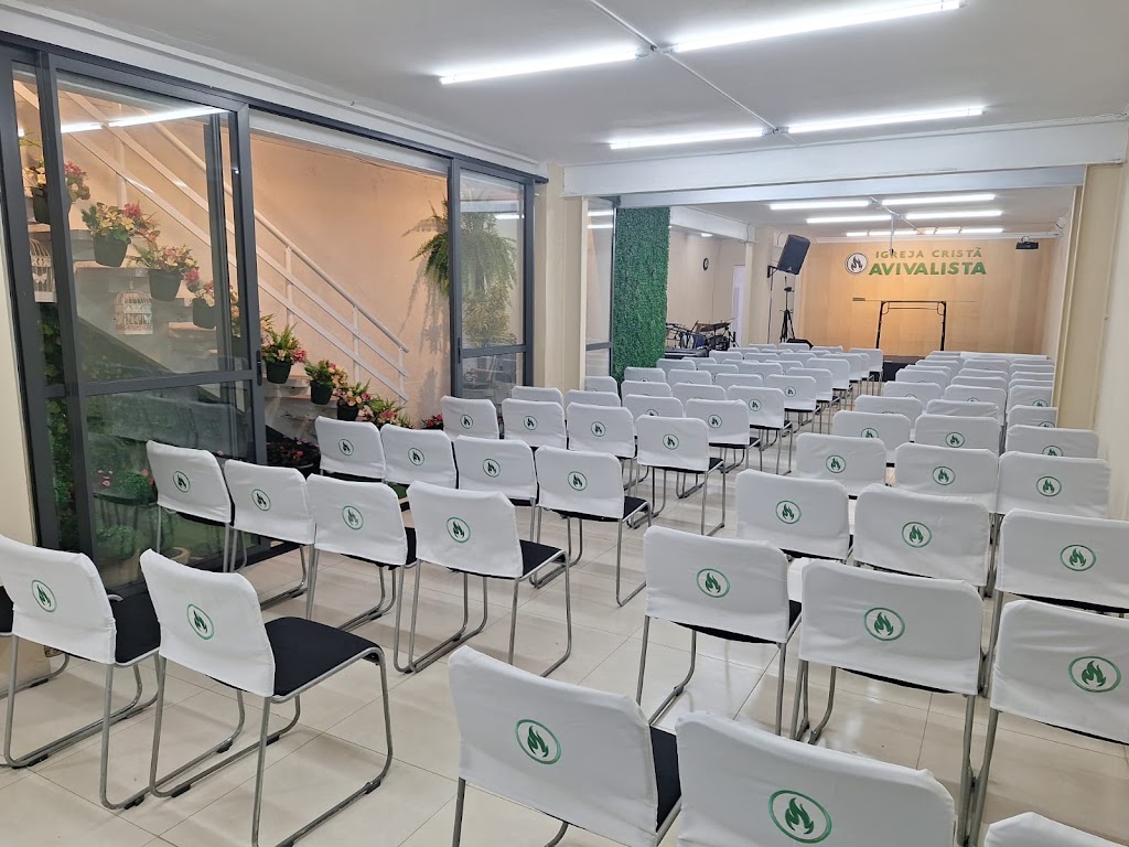 Fachada de Igreja Cristã Avivalista