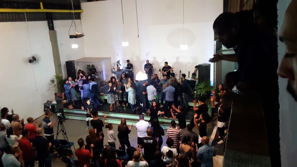 Fachada de Igreja Apostolica Deus é Bom