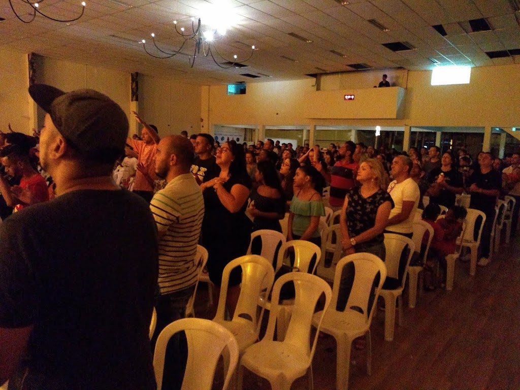 Fachada de Igreja Nas Mãos de Deus