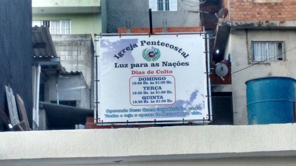 Fachada de Igreja Pentecostal Luz para as Nações