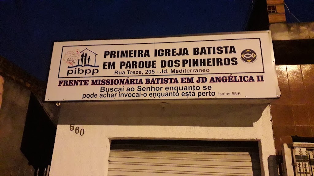 Fachada de Igreja frente missionária batista