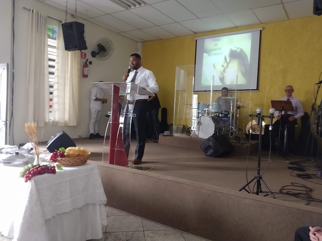 Fachada de Igreja Metodista Wesleyana - Cohab II