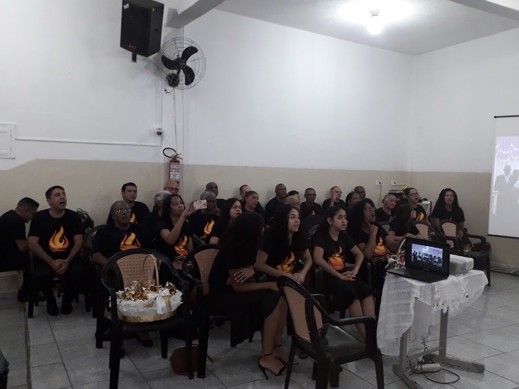 Fachada de Igreja Pentecostal Deus é Amor