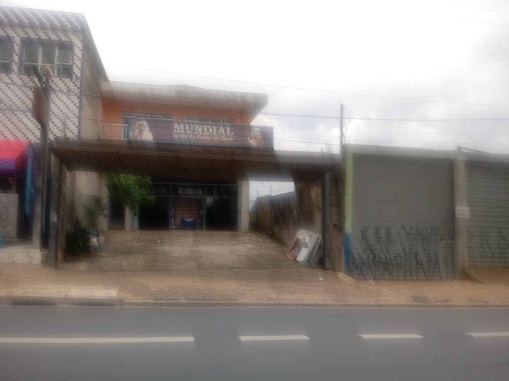 Fachada de Igreja mundial do Poder de Deus