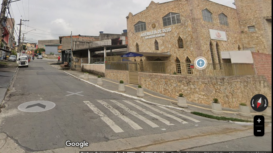 Fachada de Igreja Evangelica Pentecostal a Mao do Senhor Esta Estendida