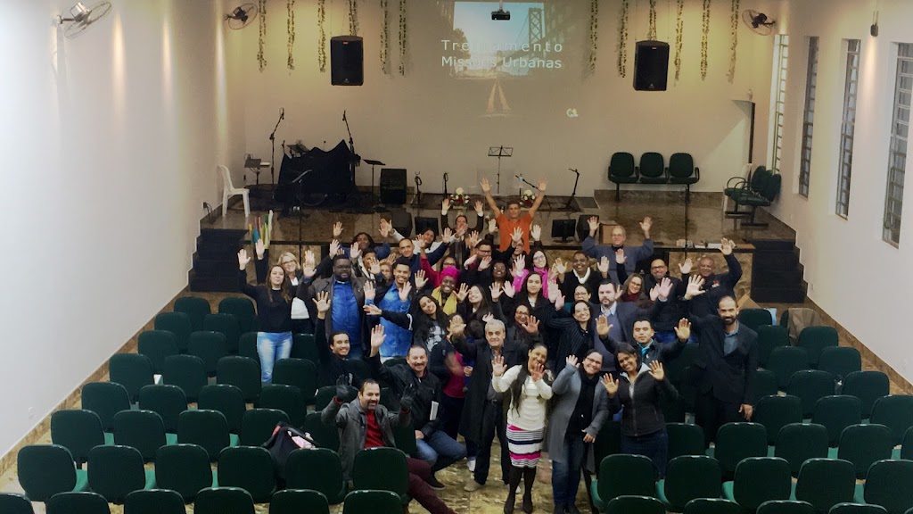 Fachada de Igreja Evangélica Avivamento Bíblico
