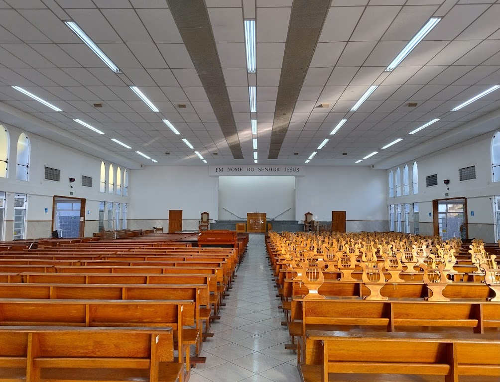 Fachada de Congregação Cristã no Brasil - Cidade Tiradentes - Central