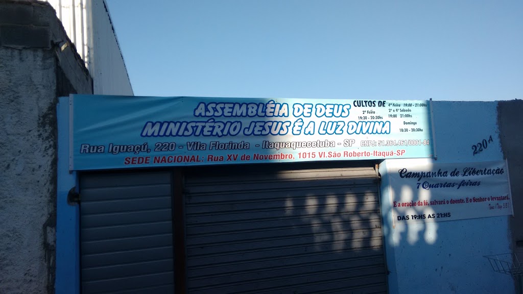 Fachada de Assembléia de Deus Ministério Jesus é a Luz Divina