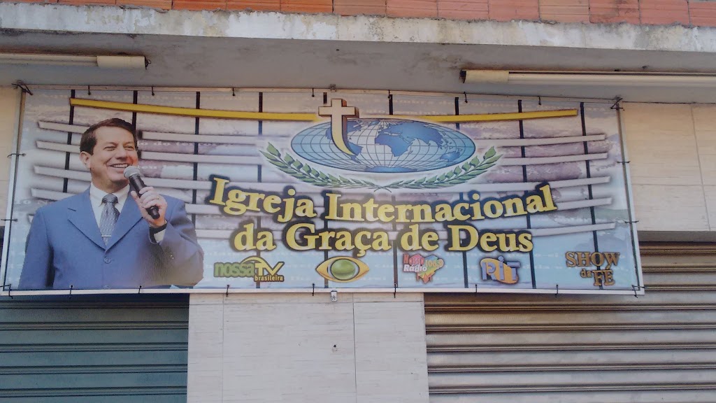 Fachada de Igreja Internacional da Graça de Deus