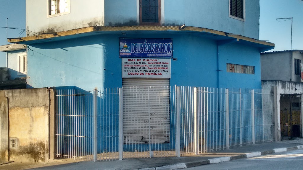 Fachada de Deus é o Senhor