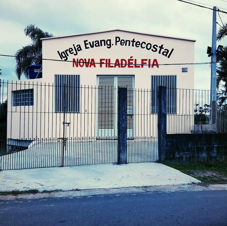 Fachada de Igreja Evangélica Pentencostal Nova Filadélfia - Correas - Arujá