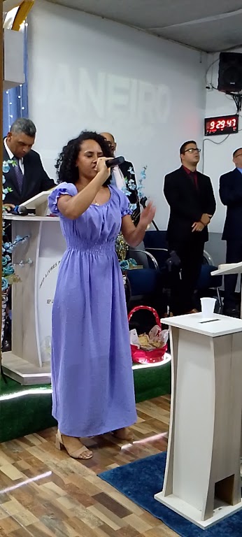 Fachada de Igreja Pentecostal Livre Para Adorar A Deus