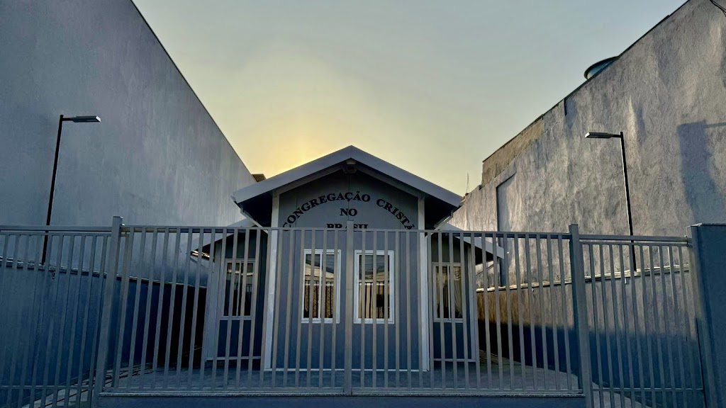 Fachada de Congregação Cristã no Brasil - Maria Paula (Rua 100)