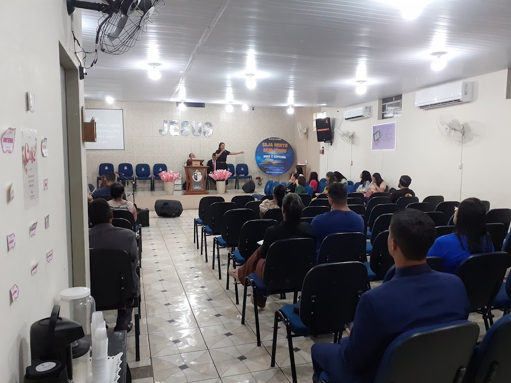 Fachada de Igreja Evangélica Assembleia de Deus - Ministério do Belém Campo de Amparo - SP
