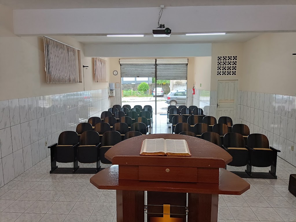 Fachada de IGREJA UNIVERSAL - VARGEM