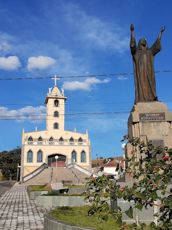 Fachada de Paróquia Santo Antônio - Diocese de Bragança Paulista