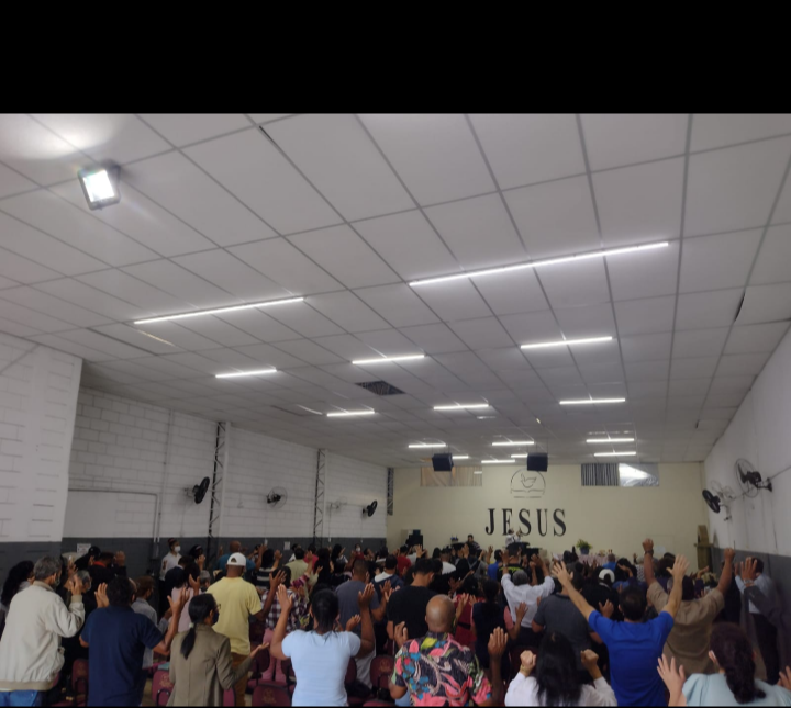 Fachada de Igreja Nacao viva Atibaia