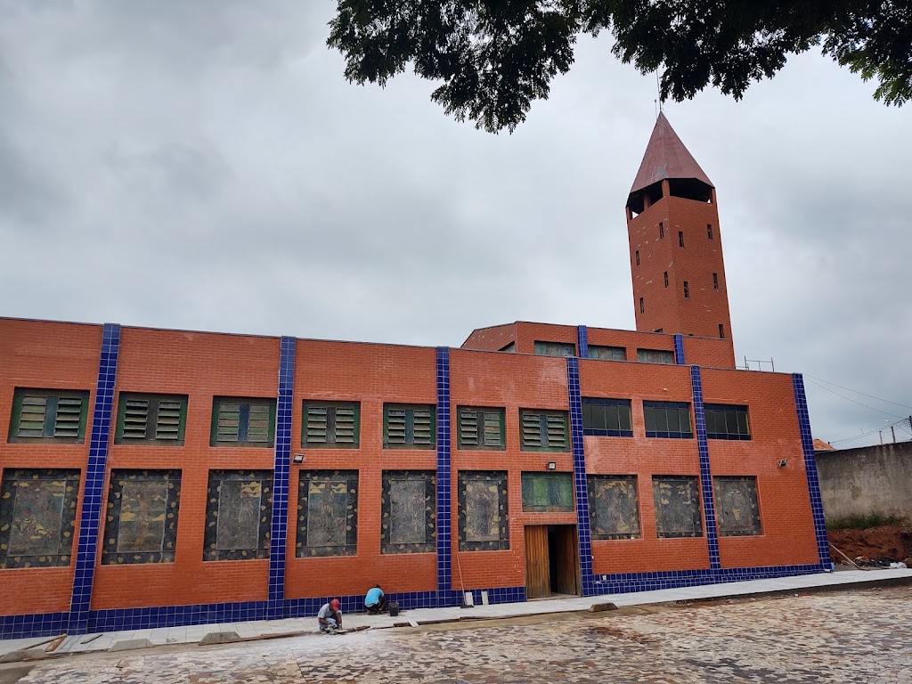 Fachada de Paróquia Nossa Senhora Aparecida
